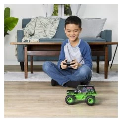 SPIN MASTER Monster Jam RC – Grave Digger-gesteuertes Auto 1:24 -Spielzeugwelt Verkauf 1070256f