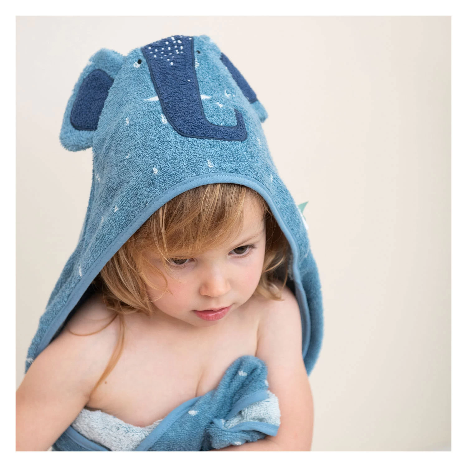 Trixie Badcape - Mrs. Elefant, 75x75cm 4 Trixie Badcape - Mrs. Elefant, 75x75cm – Bild 2