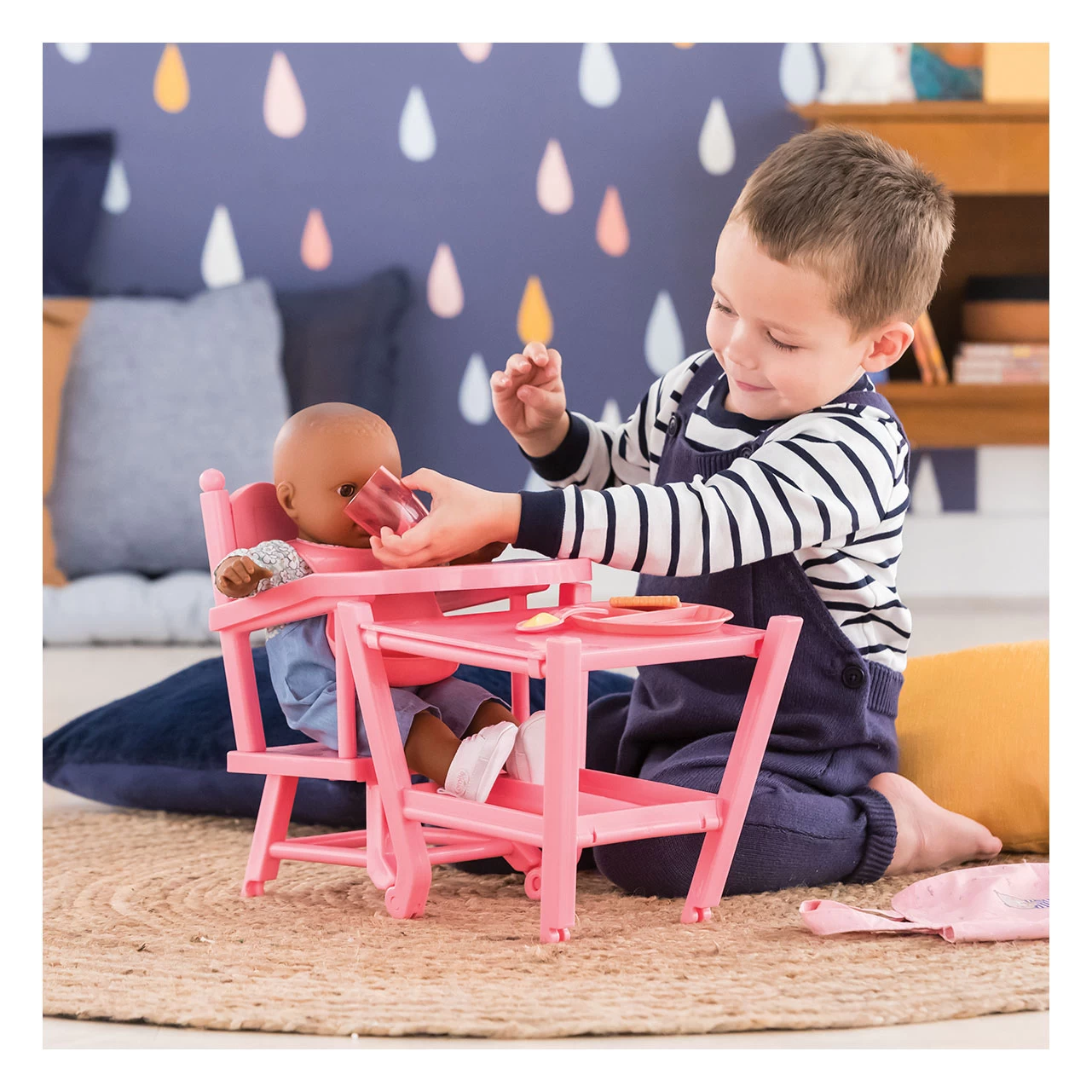 Corolle Mon Grand Poupon – Puppenstuhl Rosa 6 Corolle Mon Grand Poupon – Puppenstuhl Rosa – Bild 4